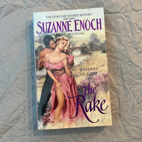 ⭐️5 for $15⭐️ The Rake by Suzanne Enoch | Book - Picture 1 of 2